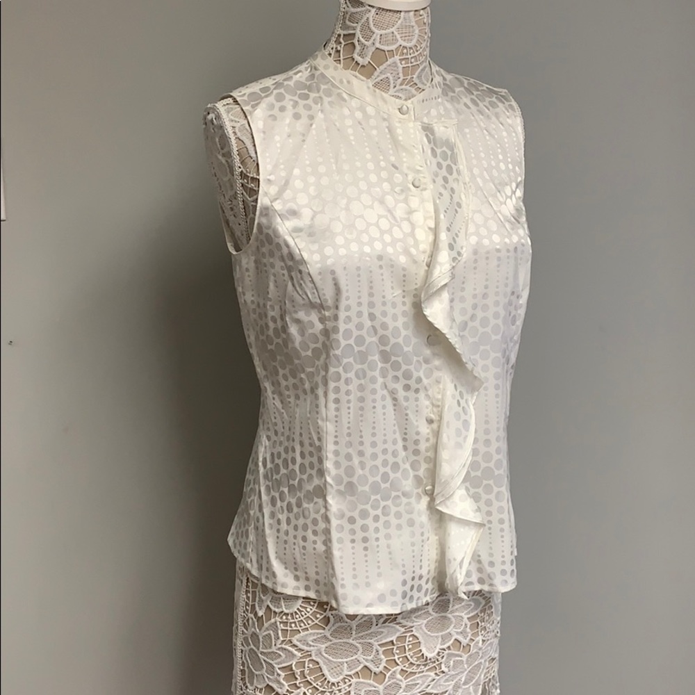 TAHARI silky ivory top